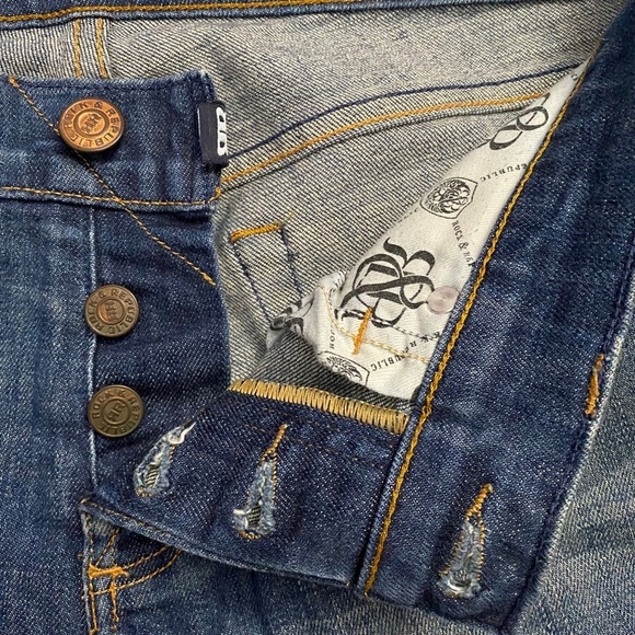 Rock and Republic Medium Blue Wash Slim Bootcut Jeans Denim 31 Crop Short Length - Picture 12 of 16